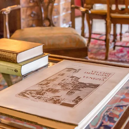 Emo Palace Grand Canal By Lionhost Wenecja