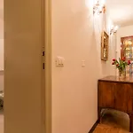 Emo Palace Grand Canal By Lionhost Apartment Venice