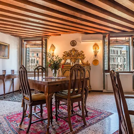 Appartamento Emo Palace Grand Canal By Lionhost *