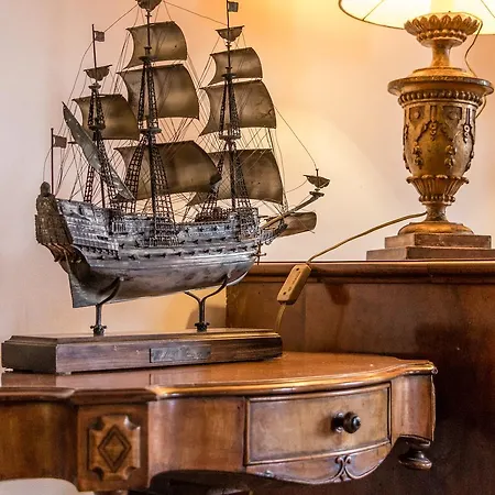 Emo Palace Grand Canal By Lionhost Apartman Velence